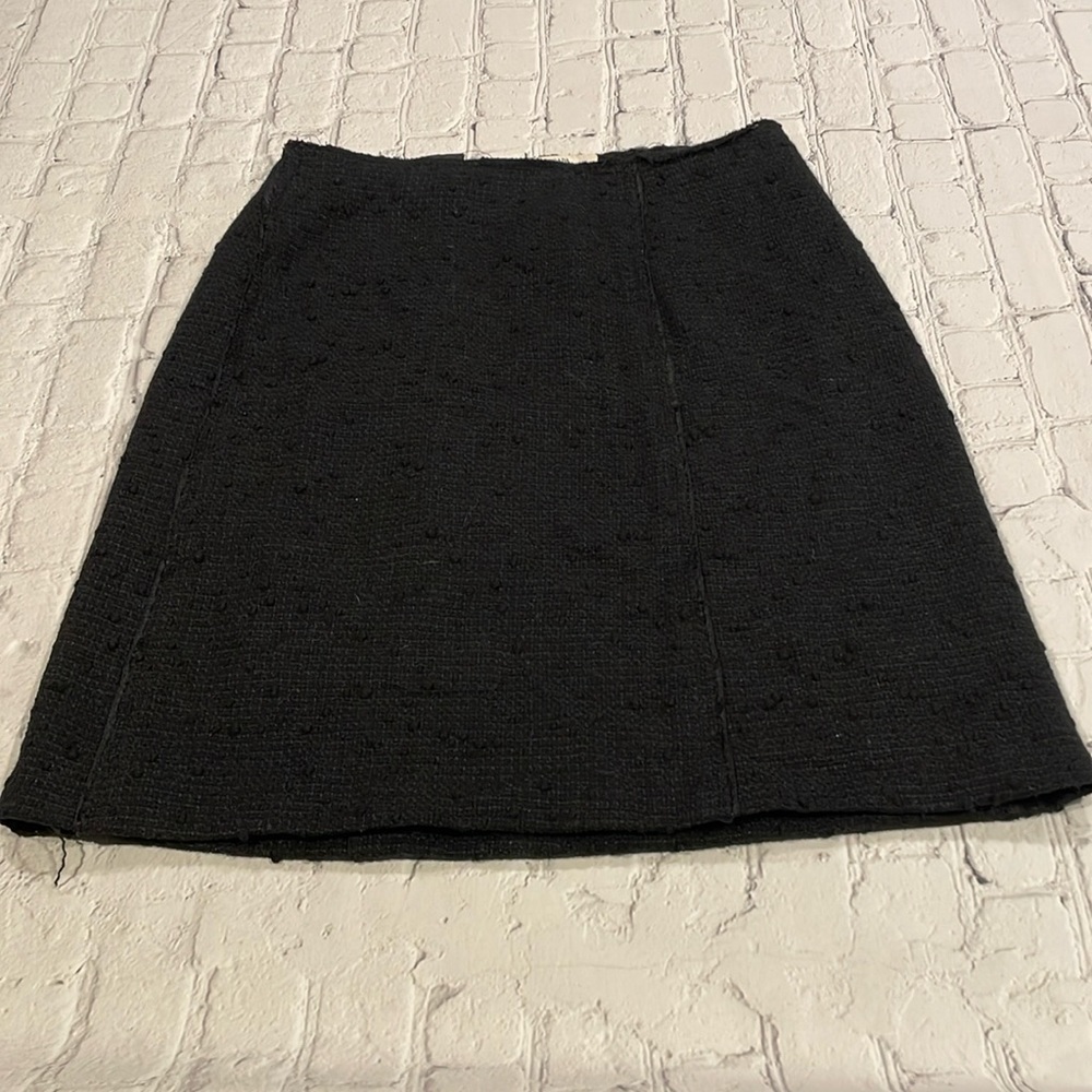 Prada skirt. Black textured fully lined. Size 44. Midi length vintage Prada.